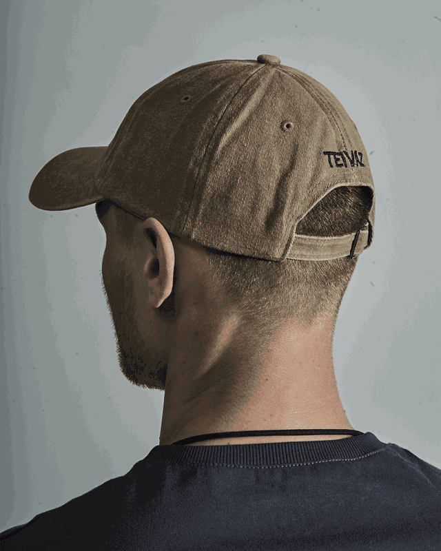 Кепка «molotov coyote»