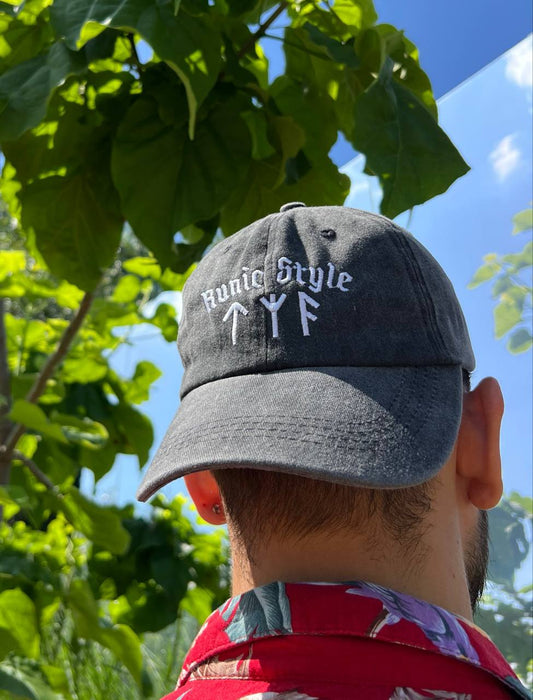 Кепки «Runic Style»